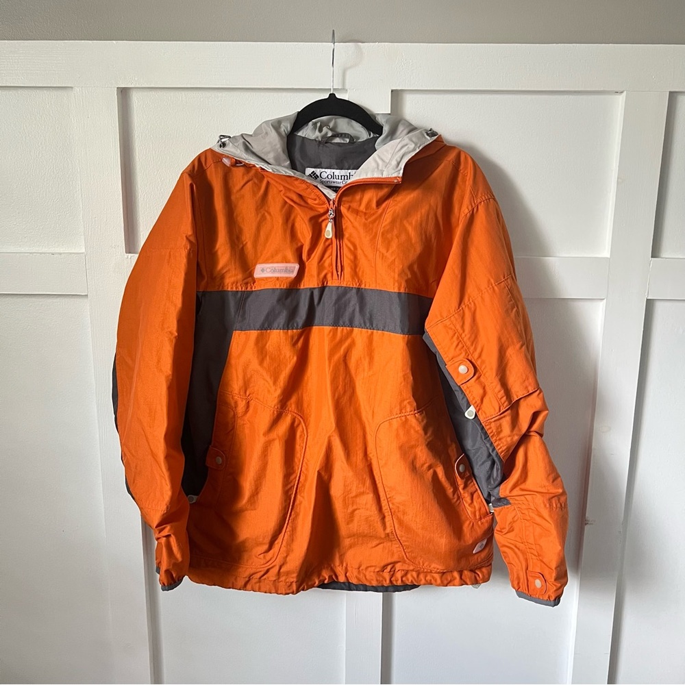 Columbia Medium pullover outerwear orange grey top EUC